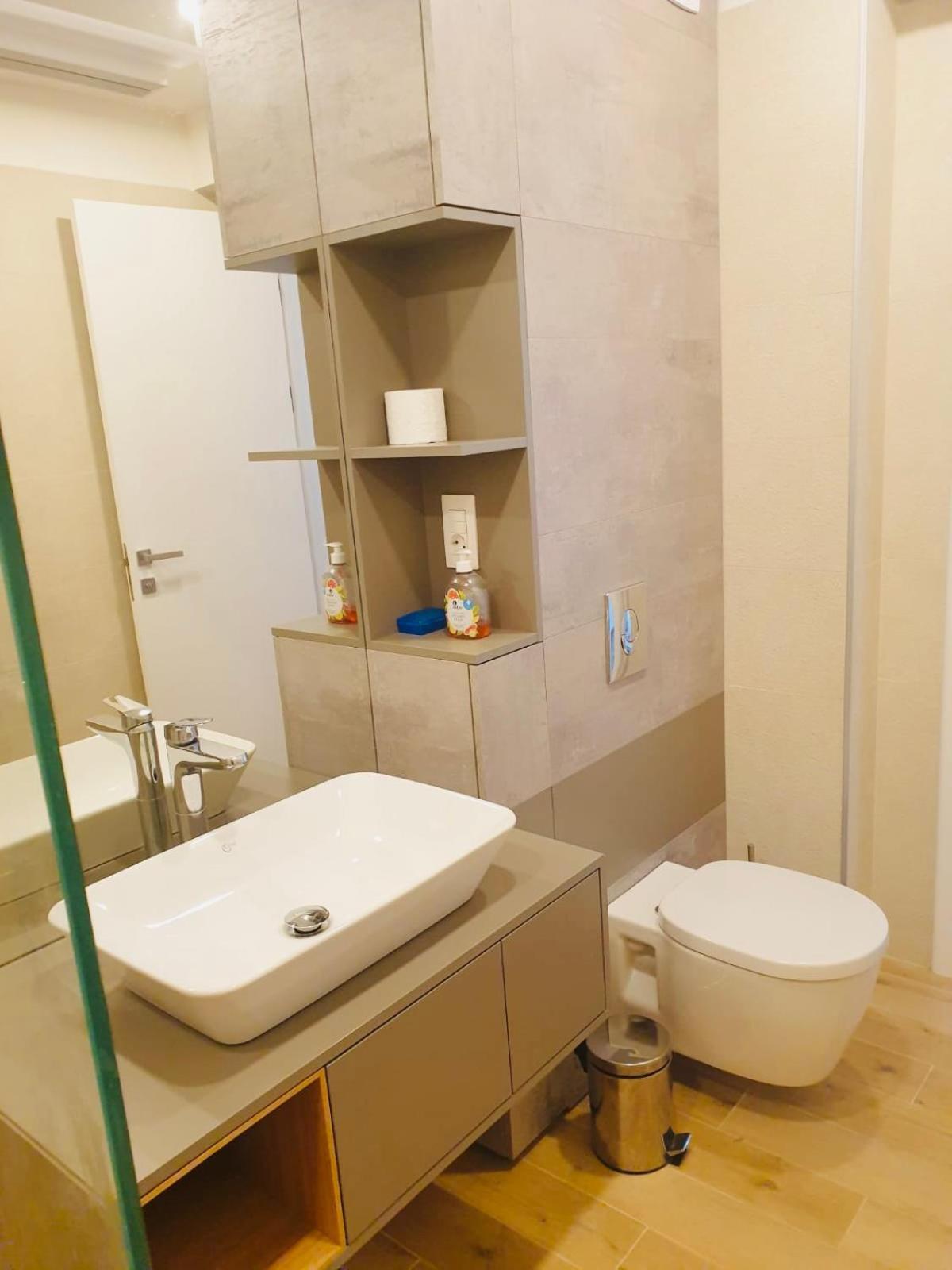 Segovia Apartament 2 Apartment Brasov Luaran gambar